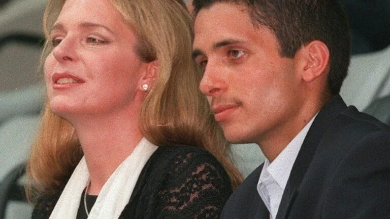 Ex-príncipe-herdeiro da Jordânia diz estar em 