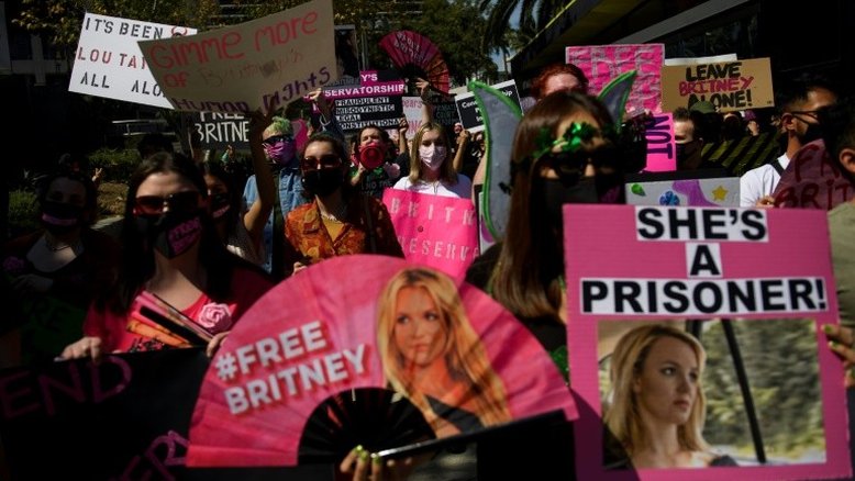 Namorado de Britney Spears faz campanha pelo fim da tutela da cantora