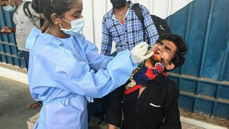 Pandemia deixa quase 2,92 milhões de mortos no mundo