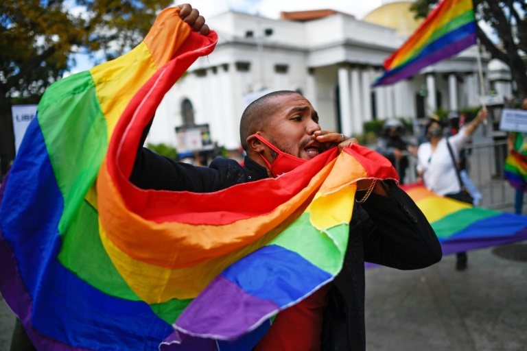 Como o arco-íris se tornou bandeira LGBT - ISTOÉ Independente