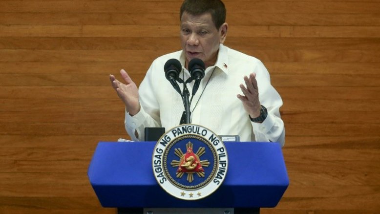 Presidente filipino diz que não hesitará em enviar navios de guerra ao Mar da China