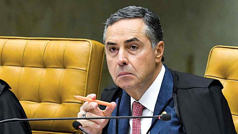 Carlos Moura