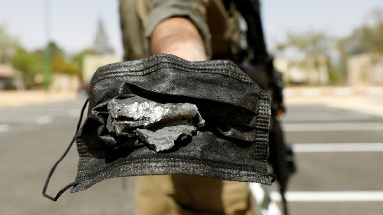Israel bombardeia posições sírias após lançamento de míssil