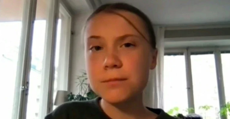 Greta Thunberg critica políticos por 