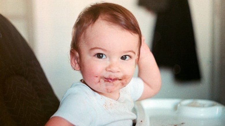 Qual deve ser o primeiro alimento oferecido ao bebê?