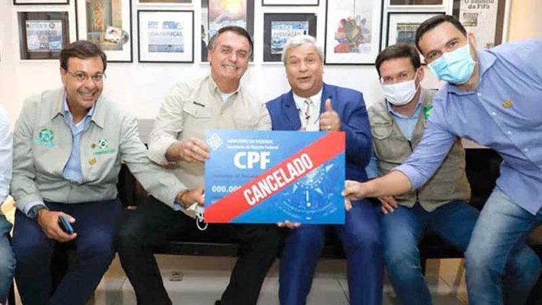 Em ato falho, Bolsonaro comemora participação em morticínio
