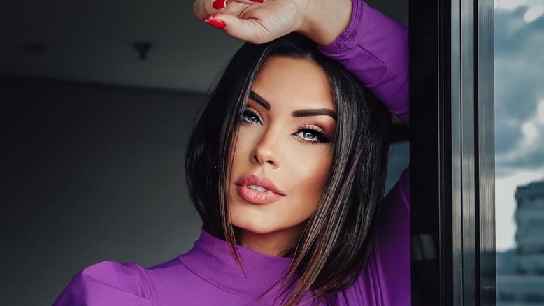 ‘Eu seria mais feliz se fosse bi’, diz ex-BBB Ivy após divórcio
