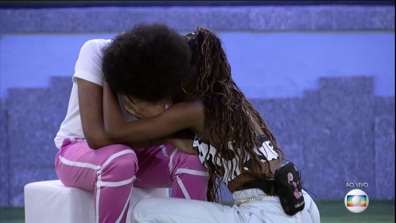 BBB21: João expõe comentário racista de Rodolffo e chora no Jogo da Discórdia