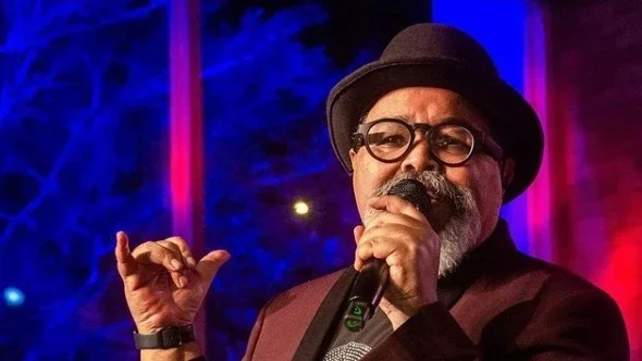 Internado no Rio de Janeiro, Jorge Aragão deve passar por cirurgia
