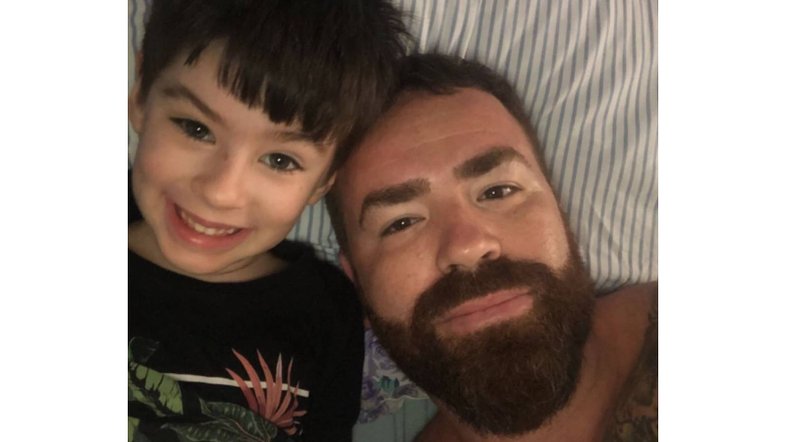 Pai de Henry pede à Justiça devolução de celulares apreendidos