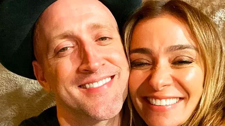 'Meu sorriso de volta', declara Mônica Martelli sobre filhos de Paulo Gustavo