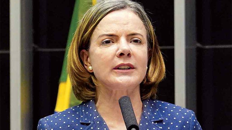 Presidente do PT diz que pedido de Bolsonaro a Biden é passível de impeachment