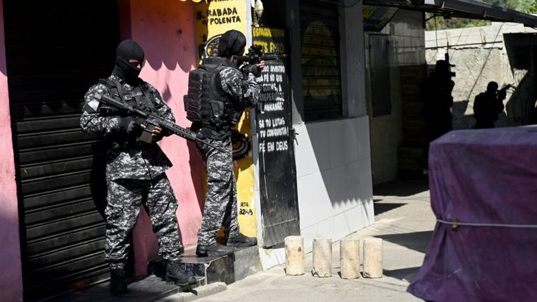 A polícia e o dever de não "meter o louco"
