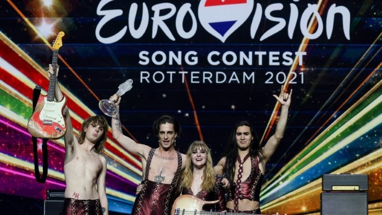 Itália vence Eurovision com banda de rock