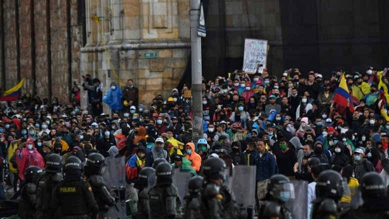 Conmebol decide suspender jogos de River, Argentino Juniors e Lanús por protestos na Colômbia