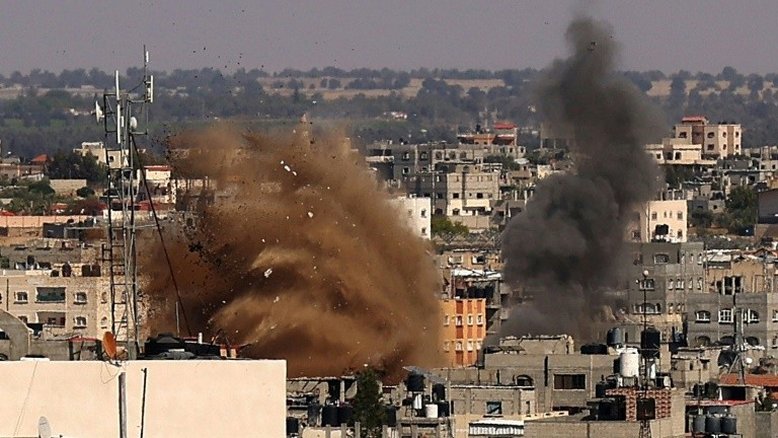 'Bater no telhado', a técnica israelense para alertar civis antes de bombardear Gaza