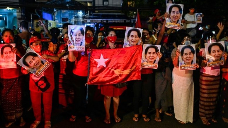 Militares de Mianmar ameaçam dissolver o partido de Aung San Suu Kyi