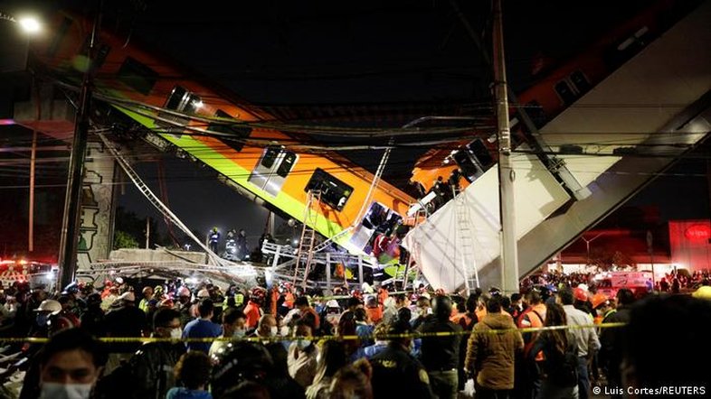 Viaduto de metrô desaba no México e deixa ao menos 20 mortos