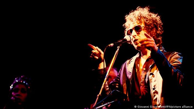 "Forever young": Bob Dylan completa 80 anos