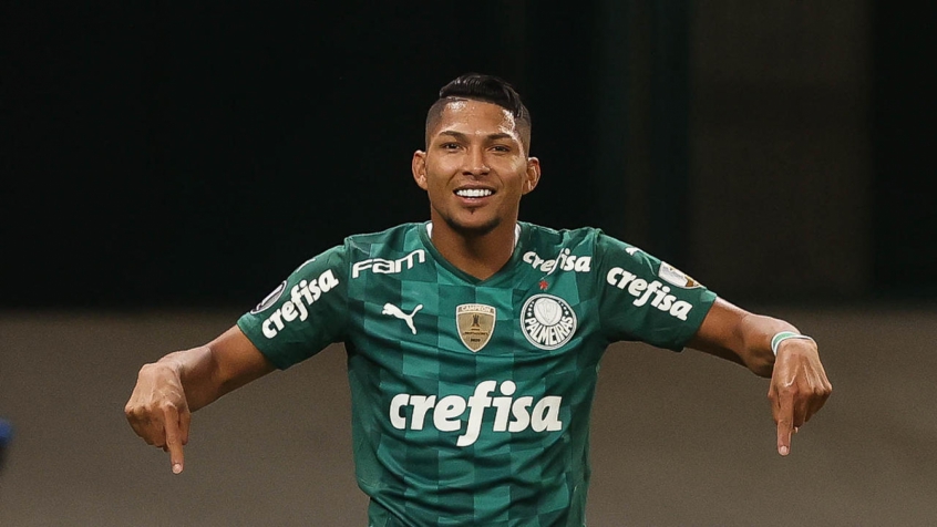 Rony marca de novo, Palmeiras bate Bragantino e retoma liderança