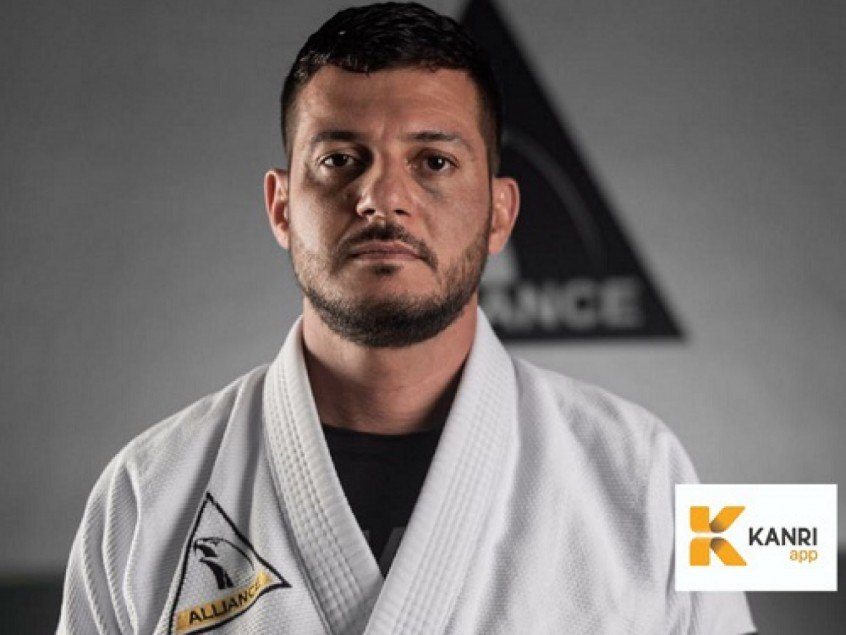 Professor de JiuJitsu utiliza tecnologia para aprimorar gestão da