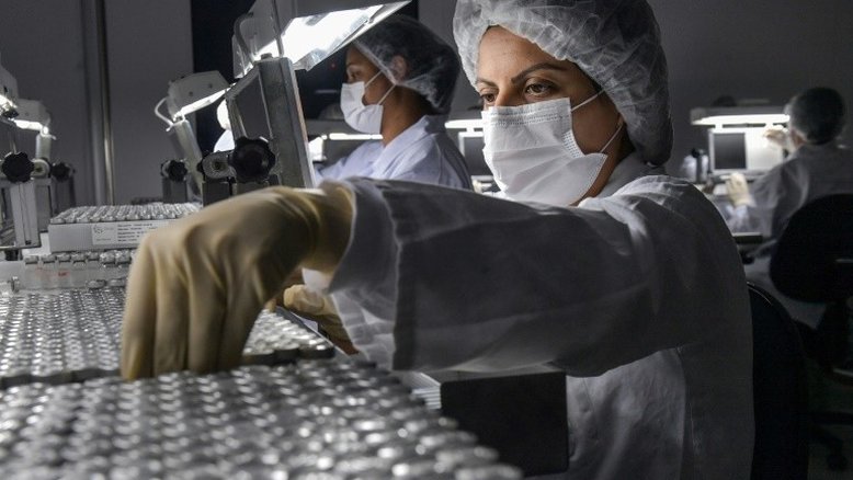 Instituto Butantan afirma que crítica de Bolsonaro à China atrasa a chegada de vacinas