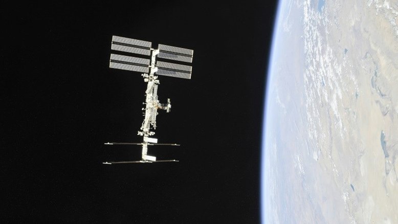 Treinamento da tripulação da primeira viagem privada à ISS começa em breve