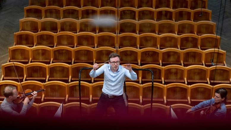 Músicos de Viena voltam ao palco após meses de silêncio