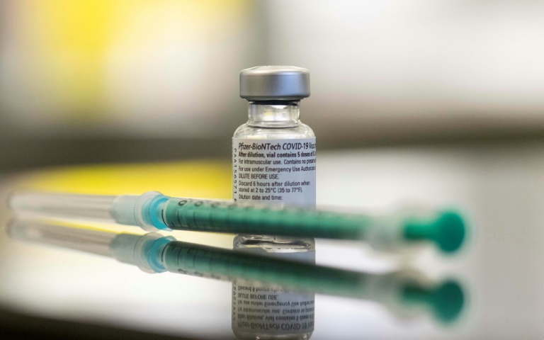 EUA autoriza vacina anticovid da Pfizer a menores de 12 a 15 anos