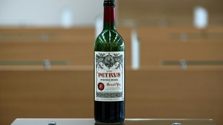 Vinho maturado no espaço deve alcançar US$ 1 milhão em venda privada