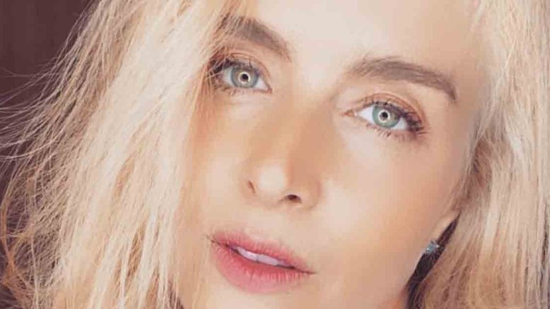 Angélica ganha elogios ao postar selfie