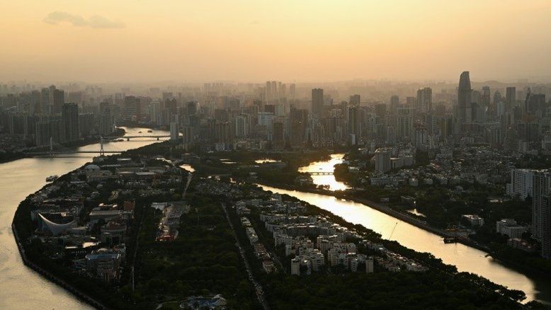Bairro de cidade do sul da China entra em confinamento por foco de covid-19