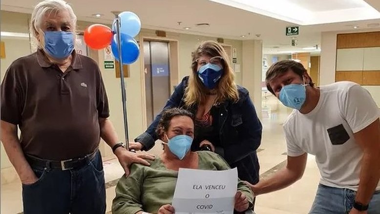 Atriz Barbara Bruno recebe alta após internação com Covid-19