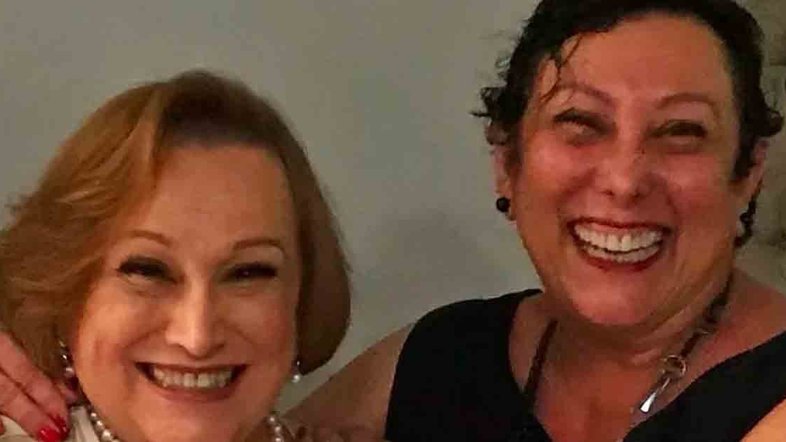 Após melhora, Bárbara Bruno sai da intubação, mas continua em UTI