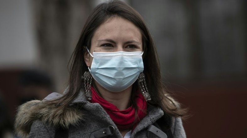 Prefeita eleita de Santiago é rosto da transformação social no Chile