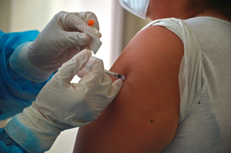 Um a cada cinco postos da cidade de SP volta a registrar falta de vacina