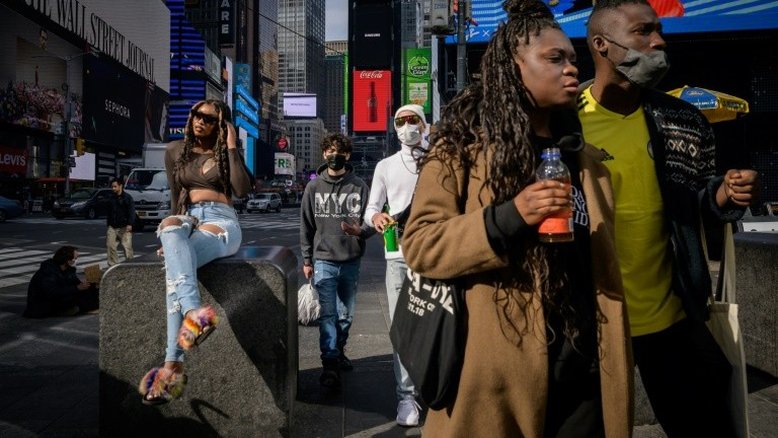 Duas mulheres e uma criança feridas em tiroteio em Nova York
