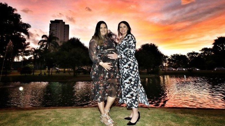 Casal de mulheres consegue na Justiça direito de usar FGTS para pagar fertilização in vitro