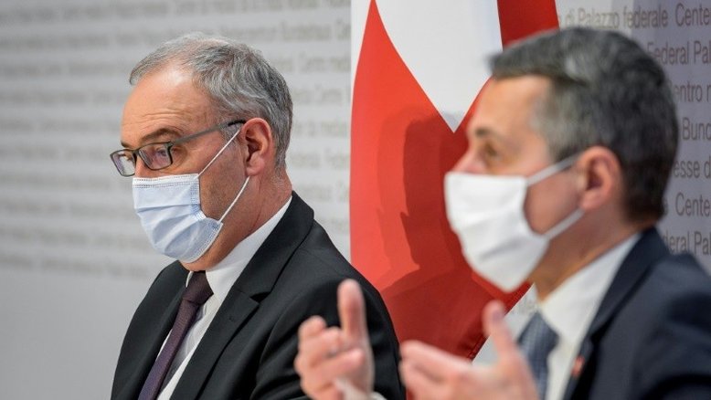 Suíça interrompe negociação para firmar relações com UE