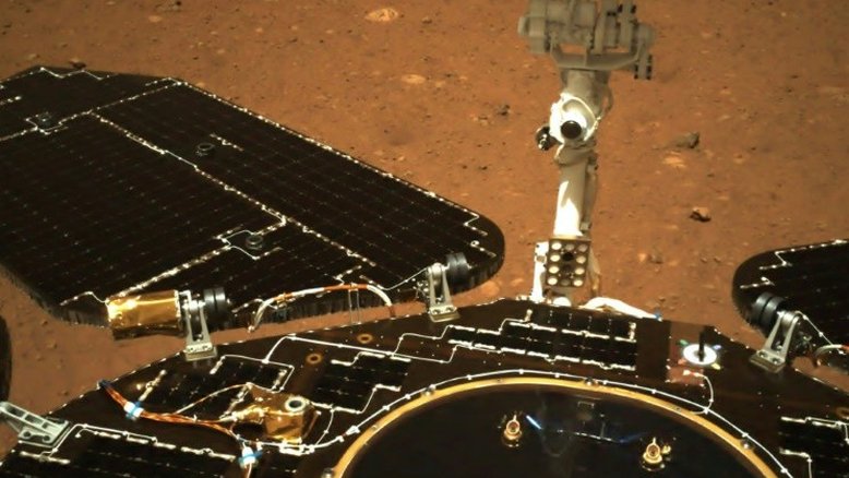 Explorador chinês em Marte começa a percorrer o Planeta Vermelho