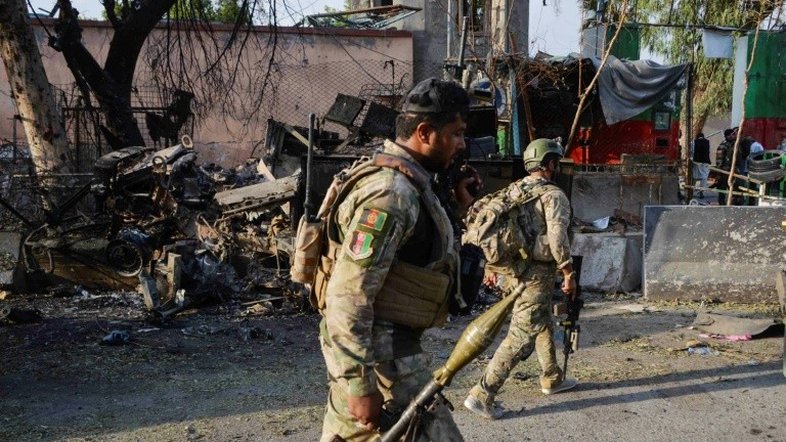 Talibãs alertam países vizinhos do Afeganistão contra bases dos EUA