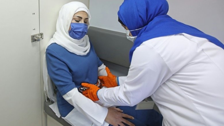ONU denuncia déficit de 900 mil parteiras no mundo