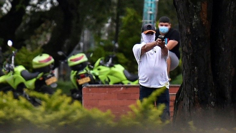 Cali, sob controle militar após dia mais violento da convulsão social na Colômbia