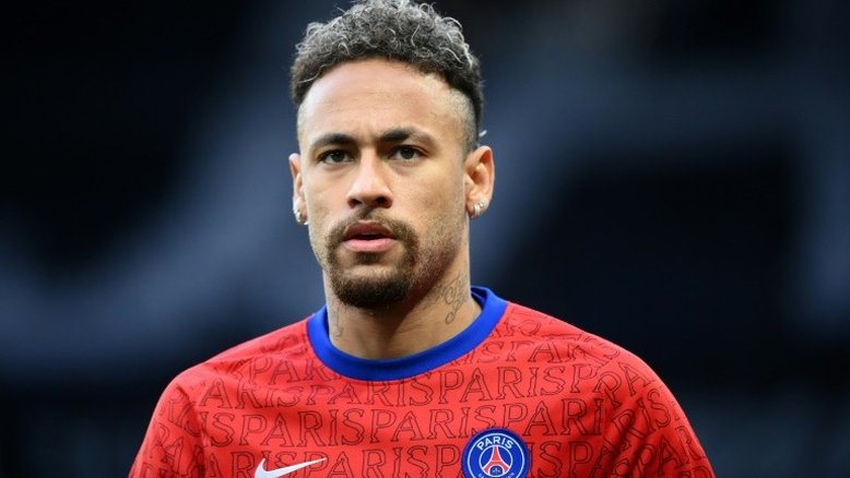 Nike rompeu com Neymar por falta de colaboração do jogador em investigação de assédio sexual