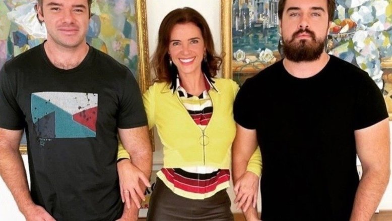 Luma de Oliveira posa com filhos e ganha elogios nas redes sociais