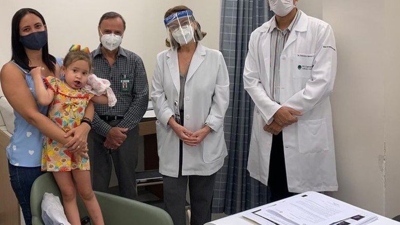 Mãe cria vaquinha online para tratamento de criança com malformação vascular