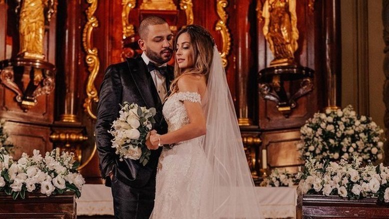 Projota celebra casamento e se declara: 'Você me faz entender sentido da vida'