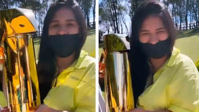 Simaria presenteia Simone com térmica de ouro