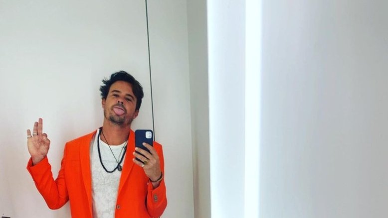 Paulo Vilhena aposta em carreira musical e mostra trecho de primeiro clipe