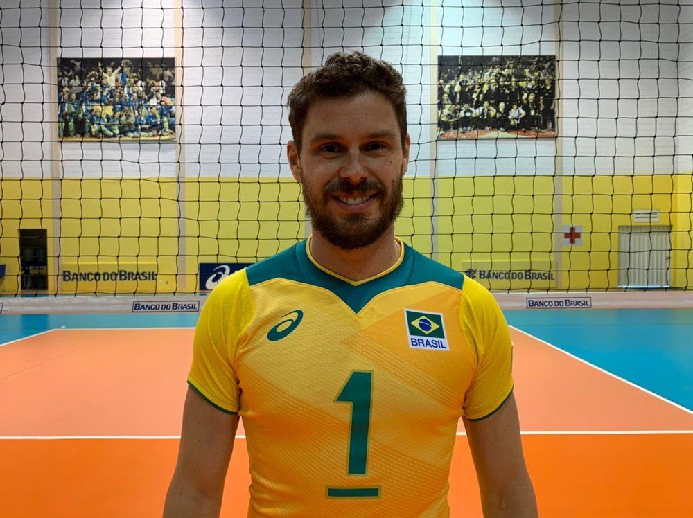 Seleções de Vôlei apresentam novos uniforme para as Olimpíadas de Tóquio